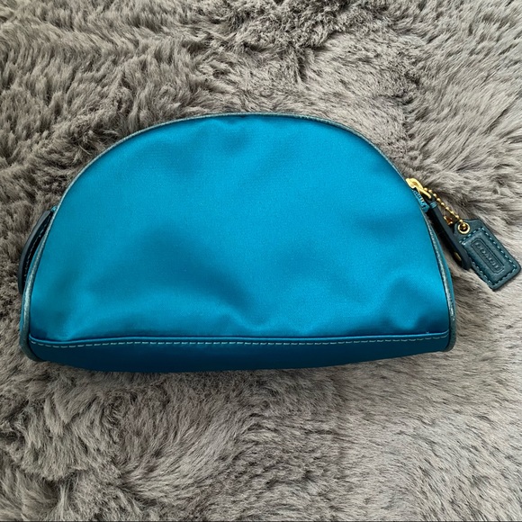Coach turquoise cosmetic pouch - Picture 2 of 6